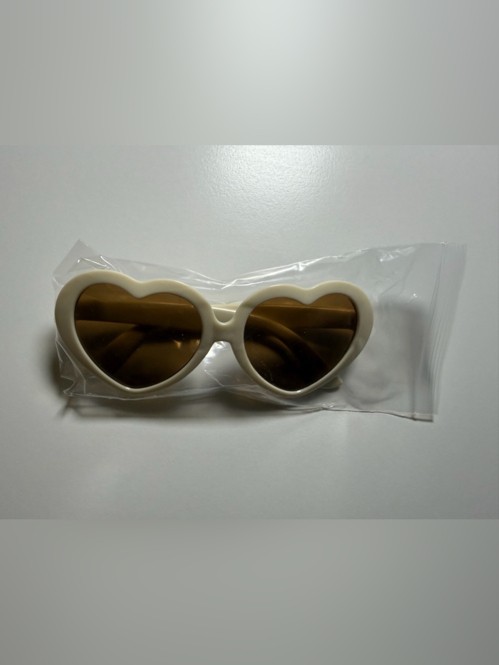 Variety/Multi Pack (4) Kids Heart Shaped Sunglasses Pink Purple Beige Gray - Picture 5 of 7